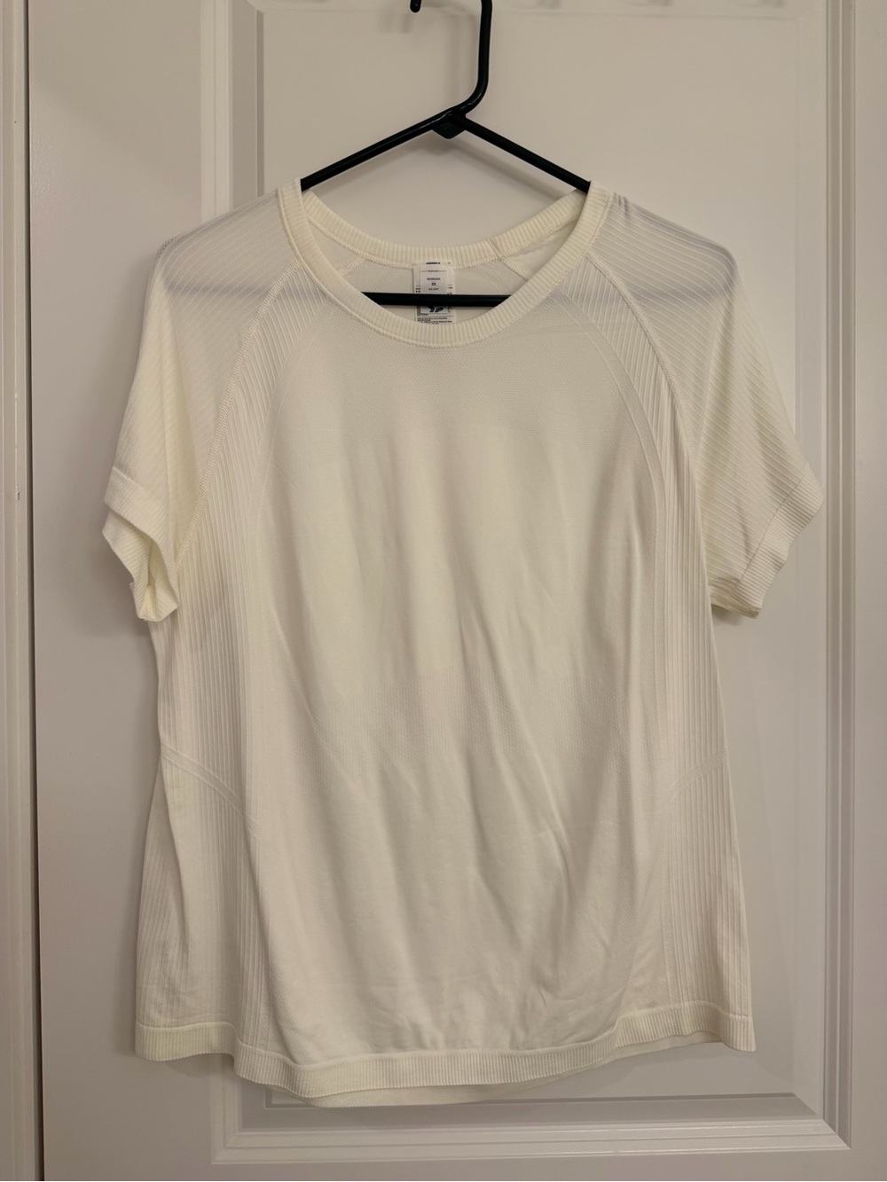 Women’s White Short Sleeve Crewneck Top